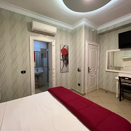 Tiffany Hotel 3*