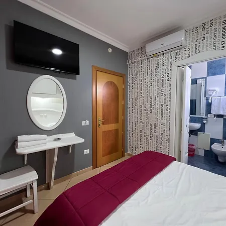 Hotel Tiffany Varcaturo