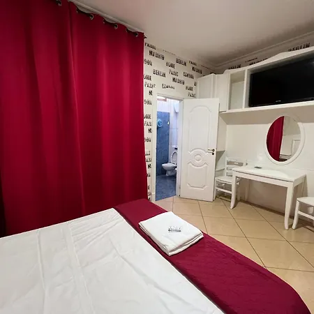 Tiffany 3* Varcaturo