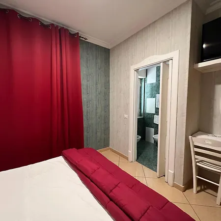 Hotel Tiffany Varcaturo