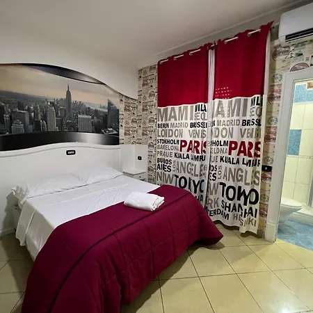 Tiffany Hotel Varcaturo