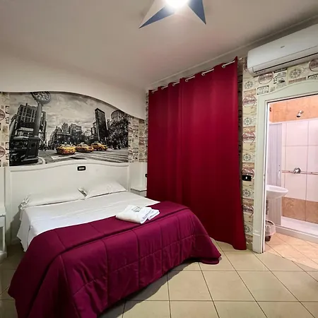 Tiffany Hotel Varcaturo