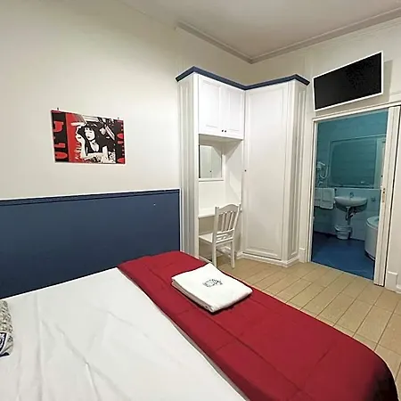 Hotel Tiffany 3*