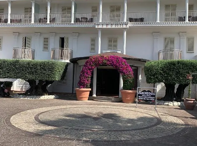 Tiffany Hotel Varcaturo
